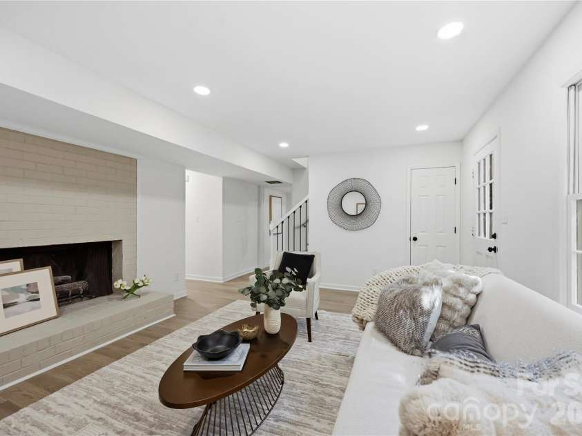 9112 Hinson Drive, Charlotte, NC 28105.  MLS# CAR4426074, YatesRealty ID 51697. 
