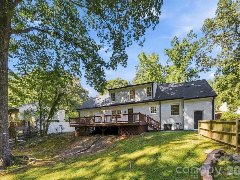 9112 Hinson Drive, Charlotte, NC 28105.  MLS# CAR4426074, YatesRealty ID 51697. 