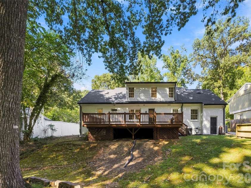 9112 Hinson Drive, Charlotte, NC 28105.  MLS# CAR4426074, YatesRealty ID 51697. 