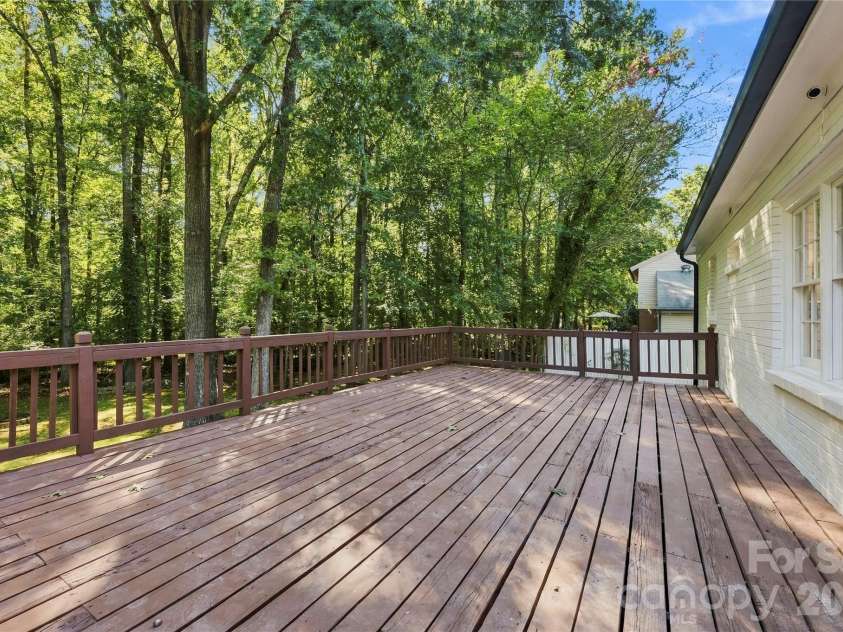9112 Hinson Drive, Charlotte, NC 28105.  MLS# CAR4426074, YatesRealty ID 51697. 