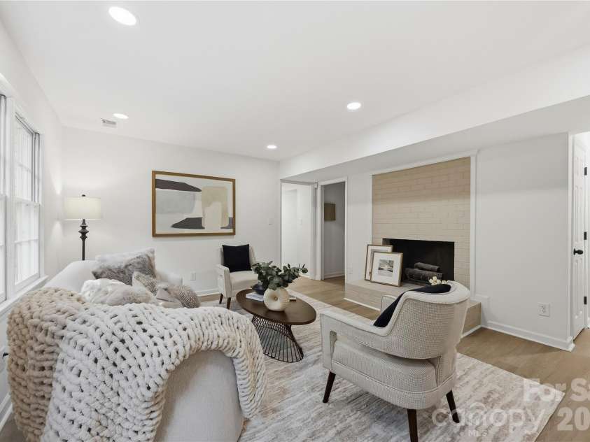 9112 Hinson Drive, Charlotte, NC 28105.  MLS# CAR4426074, YatesRealty ID 51697. 