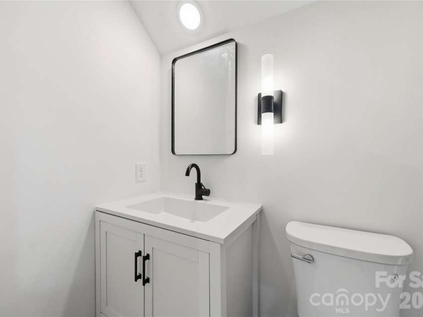 9112 Hinson Drive, Charlotte, NC 28105.  MLS# CAR4426074, YatesRealty ID 51697. 