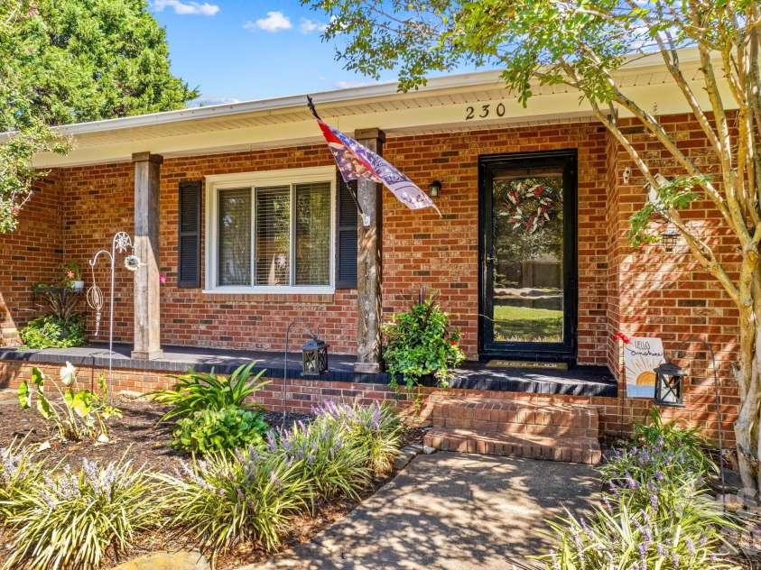 230 Old Farm Road, Salisbury, NC 28146.  MLS# CAR4420344, YatesRealty ID 51698. 