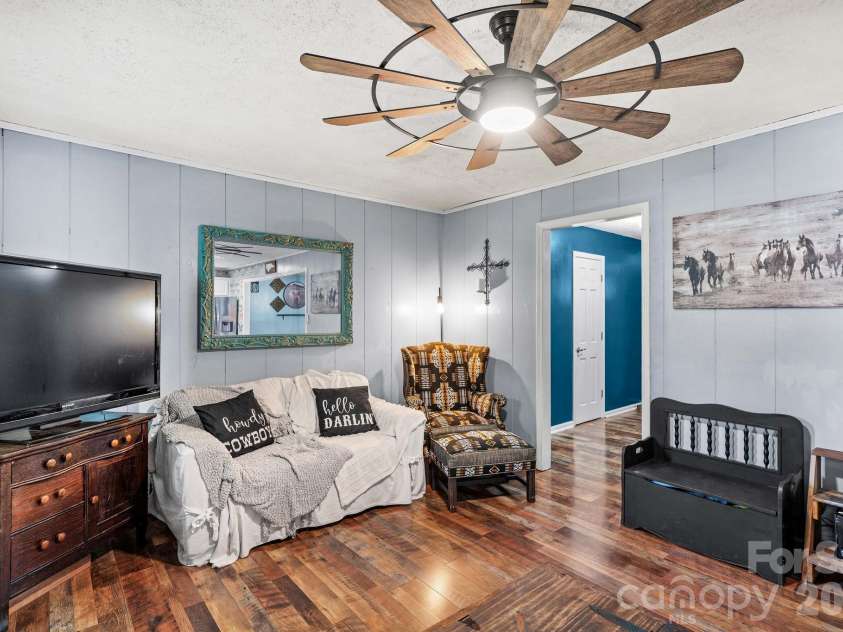 230 Old Farm Road, Salisbury, NC 28146.  MLS# CAR4420344, YatesRealty ID 51698. 