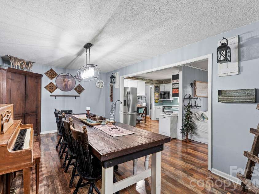 230 Old Farm Road, Salisbury, NC 28146.  MLS# CAR4420344, YatesRealty ID 51698. 