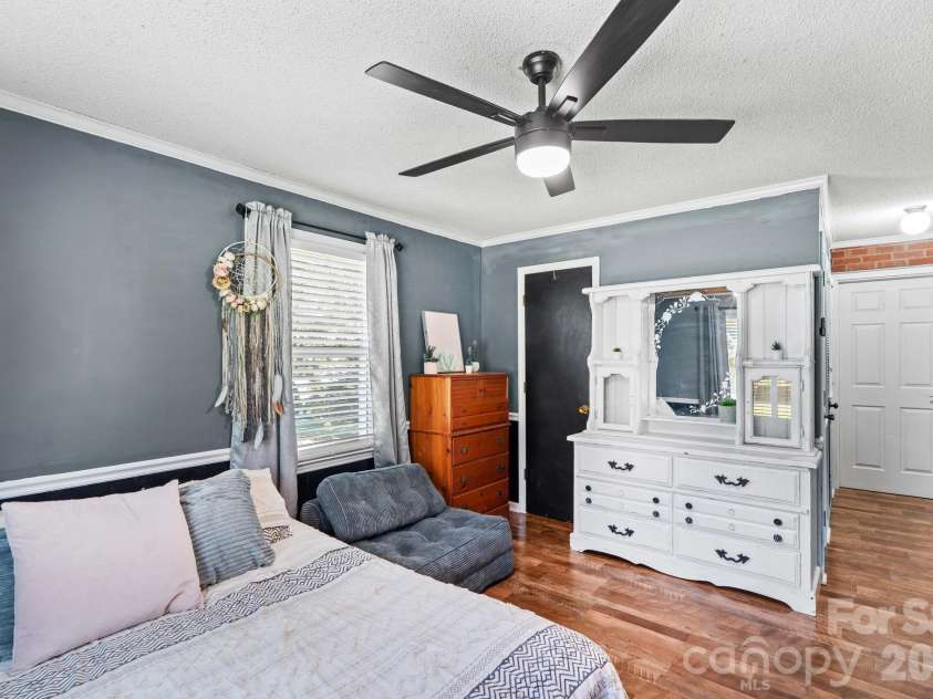 230 Old Farm Road, Salisbury, NC 28146.  MLS# CAR4420344, YatesRealty ID 51698. 