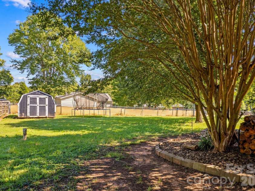230 Old Farm Road, Salisbury, NC 28146.  MLS# CAR4420344, YatesRealty ID 51698. 