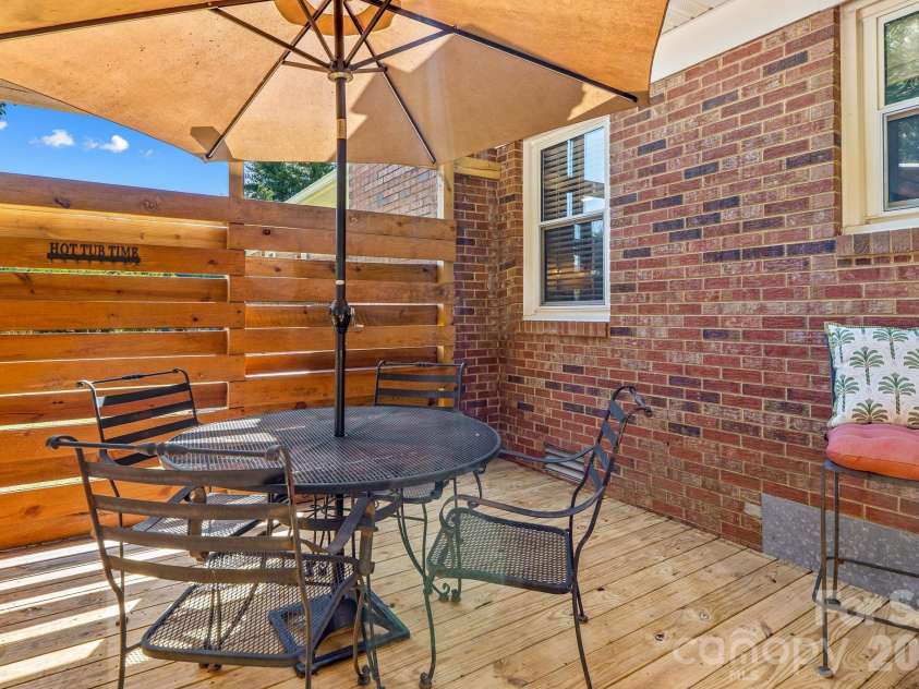 230 Old Farm Road, Salisbury, NC 28146.  MLS# CAR4420344, YatesRealty ID 51698. 