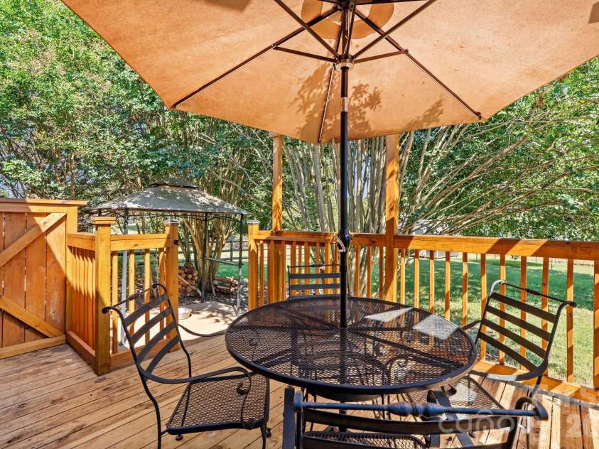 230 Old Farm Road, Salisbury, NC 28146.  MLS# CAR4420344, YatesRealty ID 51698. 