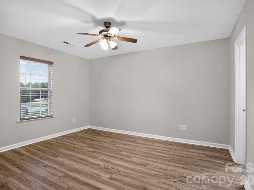 213 Winding Cedar Drive, Statesville, NC 28677.  MLS# CAR4412797, YatesRealty ID 51699. 
