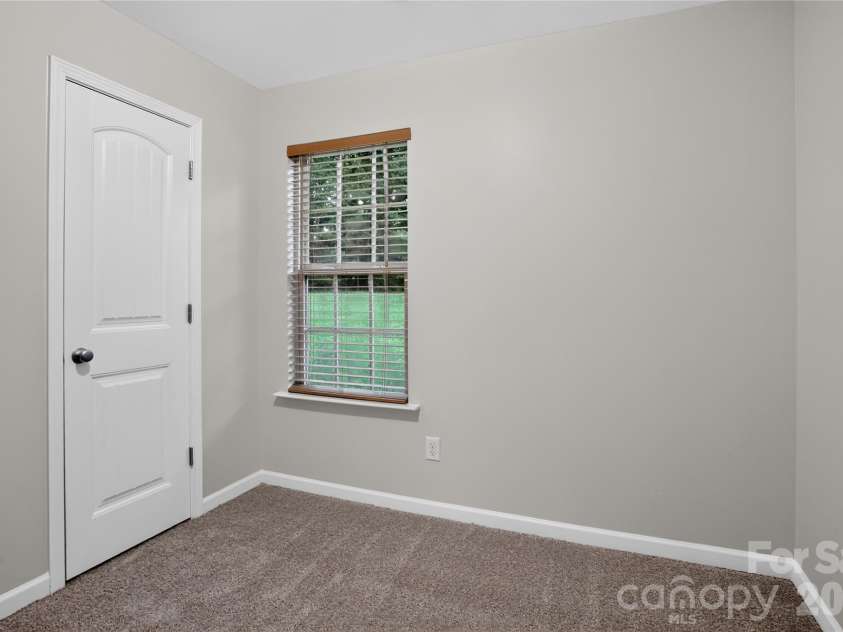 213 Winding Cedar Drive, Statesville, NC 28677.  MLS# CAR4412797, YatesRealty ID 51699. 