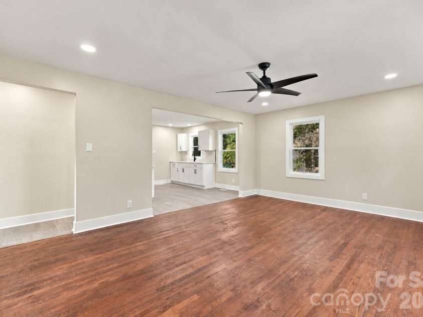 314 Rockyford Street, Morganton, NC 28655.  MLS# CAR4424931, YatesRealty ID 51700. 