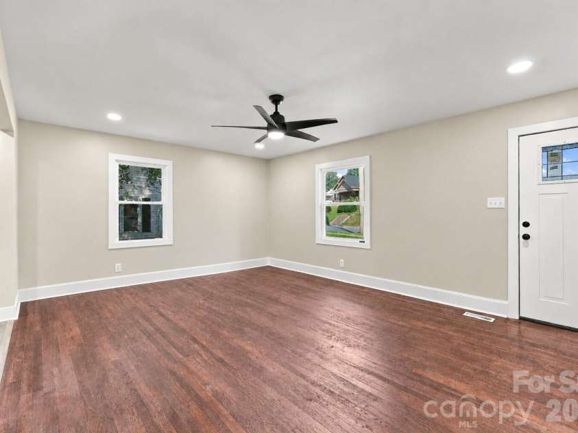314 Rockyford Street, Morganton, NC 28655.  MLS# CAR4424931, YatesRealty ID 51700. 