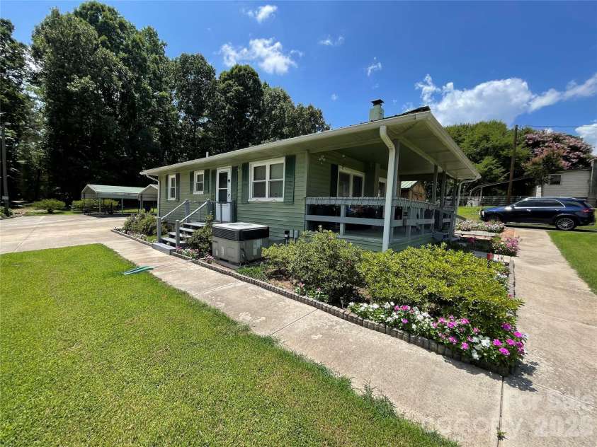 7304 Little Egypt Road, Stanley, NC 28164.  MLS# CAR4426184, YatesRealty ID 51701. 