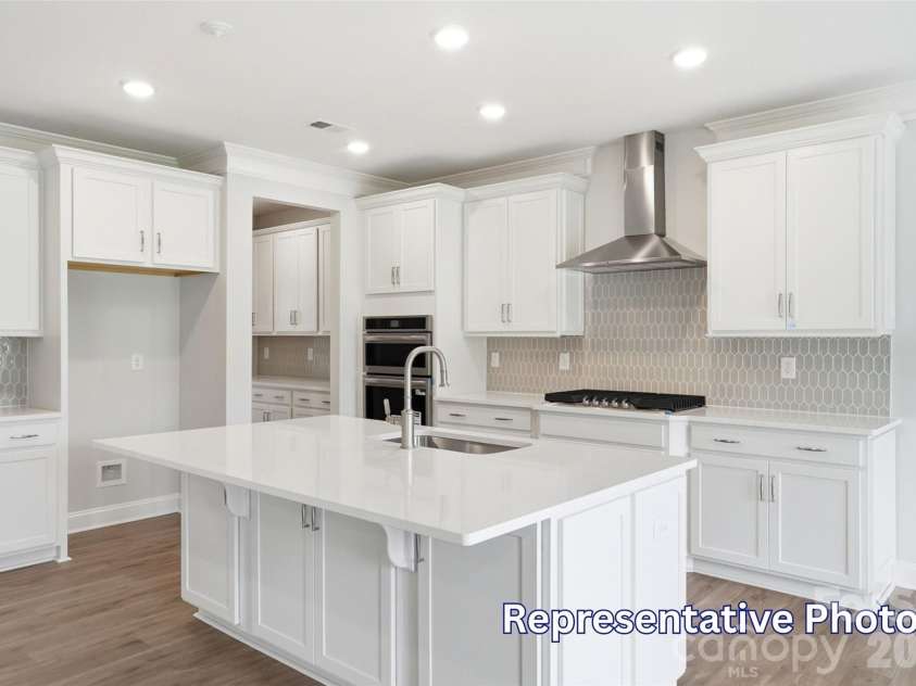 1402 Ardmore Drive, Sherrills Ford, NC 28673.  MLS# CAR4418210, YatesRealty ID 51702. 