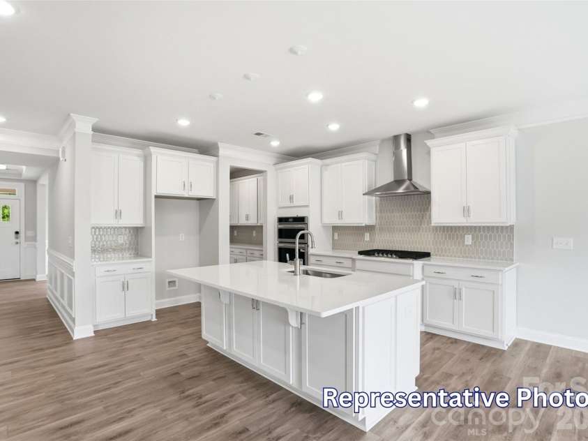 1402 Ardmore Drive, Sherrills Ford, NC 28673.  MLS# CAR4418210, YatesRealty ID 51702. 