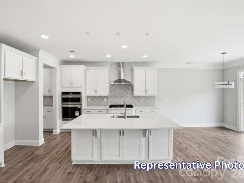1402 Ardmore Drive, Sherrills Ford, NC 28673.  MLS# CAR4418210, YatesRealty ID 51702. 