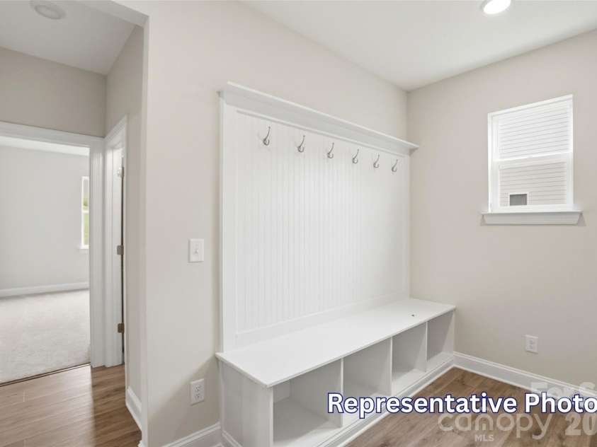 1402 Ardmore Drive, Sherrills Ford, NC 28673.  MLS# CAR4418210, YatesRealty ID 51702. 