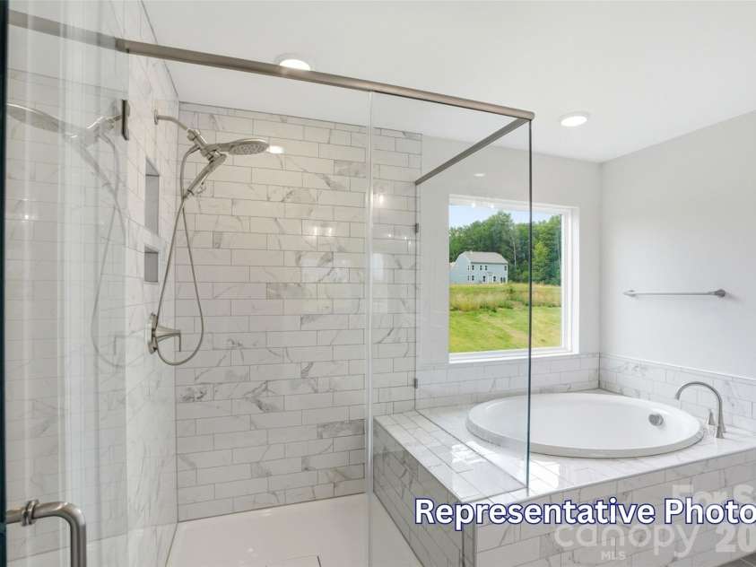1402 Ardmore Drive, Sherrills Ford, NC 28673.  MLS# CAR4418210, YatesRealty ID 51702. 