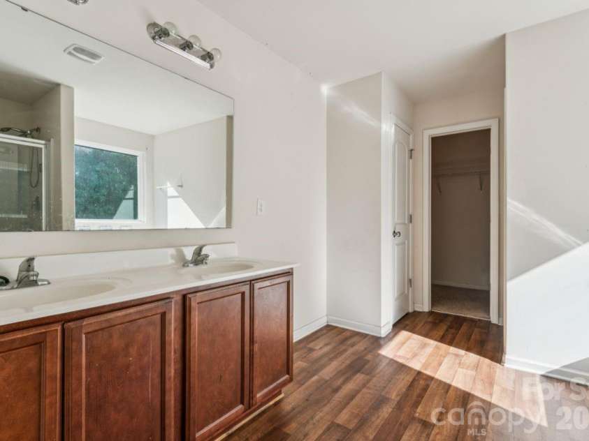 107 Berrybeth Circle, China Grove, NC 28023.  MLS# CAR4425933, YatesRealty ID 51703. 