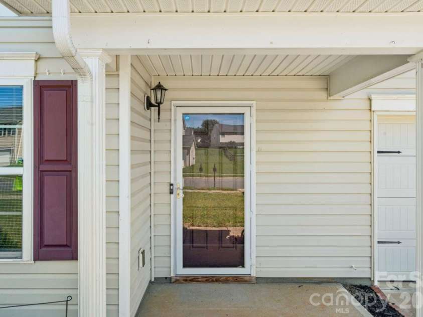 107 Berrybeth Circle, China Grove, NC 28023.  MLS# CAR4425933, YatesRealty ID 51703. 