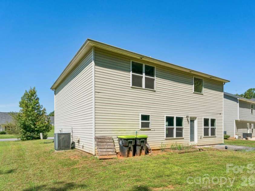 107 Berrybeth Circle, China Grove, NC 28023.  MLS# CAR4425933, YatesRealty ID 51703. 