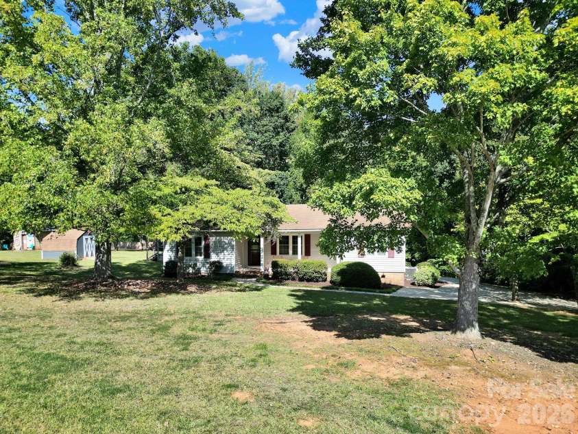 3015 Pageland Highway, Lancaster, SC 29720.  MLS# CAR4423845, YatesRealty ID 51704. 