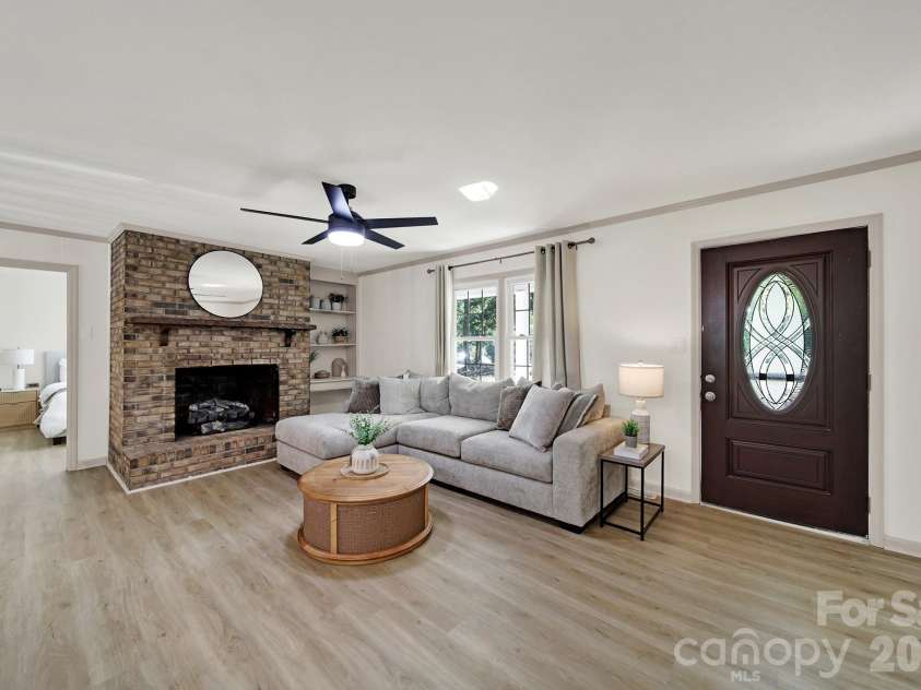 3015 Pageland Highway, Lancaster, SC 29720.  MLS# CAR4423845, YatesRealty ID 51704. 