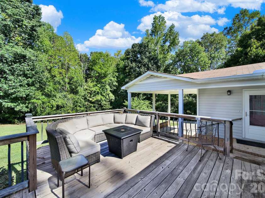 3015 Pageland Highway, Lancaster, SC 29720.  MLS# CAR4423845, YatesRealty ID 51704. 
