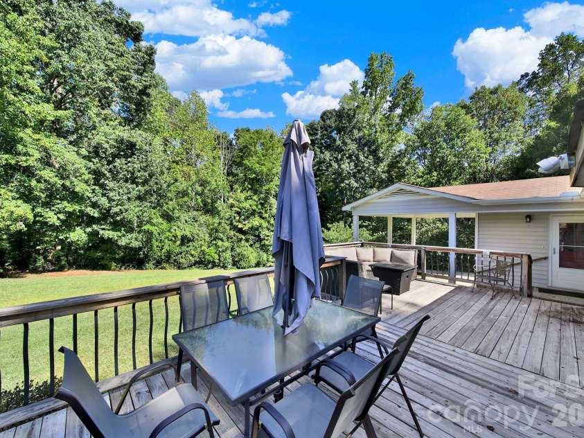 3015 Pageland Highway, Lancaster, SC 29720.  MLS# CAR4423845, YatesRealty ID 51704. 
