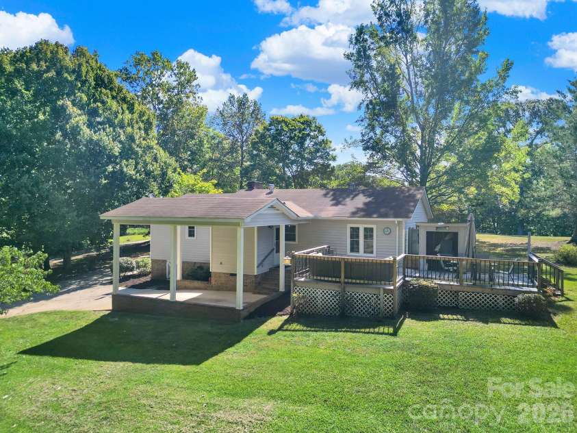 3015 Pageland Highway, Lancaster, SC 29720.  MLS# CAR4423845, YatesRealty ID 51704. 