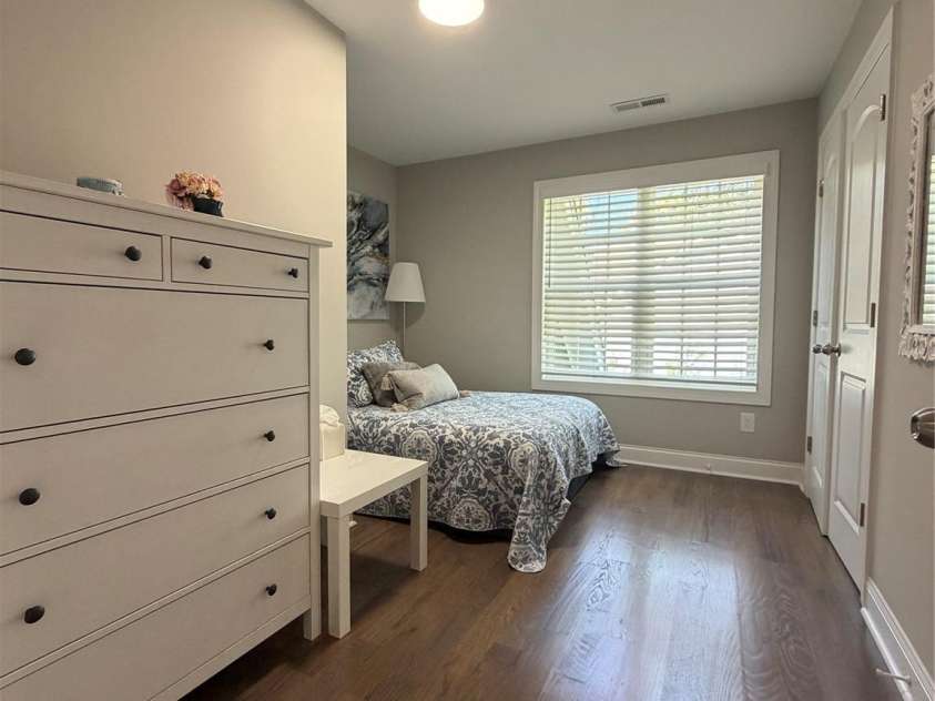7902 Denbur Drive, Charlotte, NC 28215.  MLS# CAR4424339, YatesRealty ID 51706. 