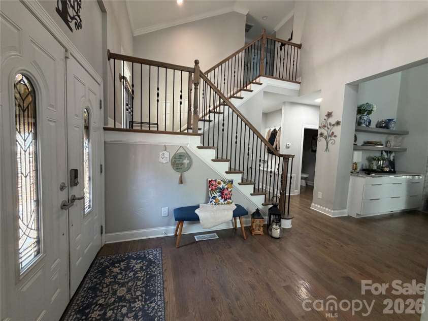 7902 Denbur Drive, Charlotte, NC 28215.  MLS# CAR4424339, YatesRealty ID 51706. 