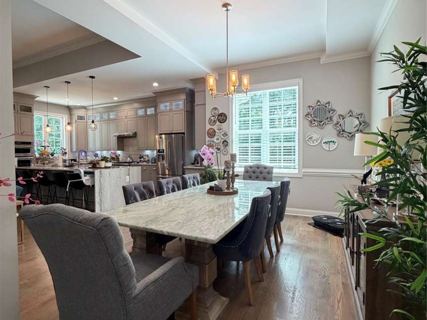 7902 Denbur Drive, Charlotte, NC 28215.  MLS# CAR4424339, YatesRealty ID 51706. 