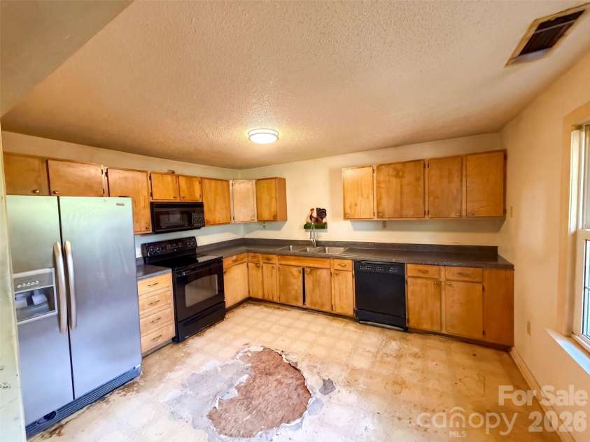 7711 Hwy 73 Highway, Mount Pleasant, NC 28124.  MLS# CAR4426185, YatesRealty ID 51708. 