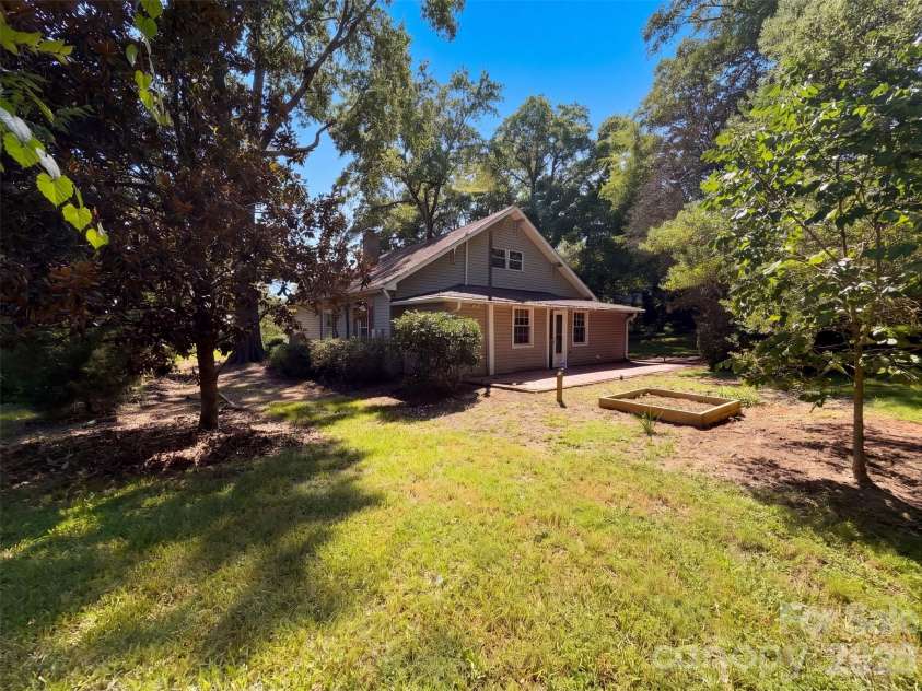 7711 Hwy 73 Highway, Mount Pleasant, NC 28124.  MLS# CAR4426185, YatesRealty ID 51708. 