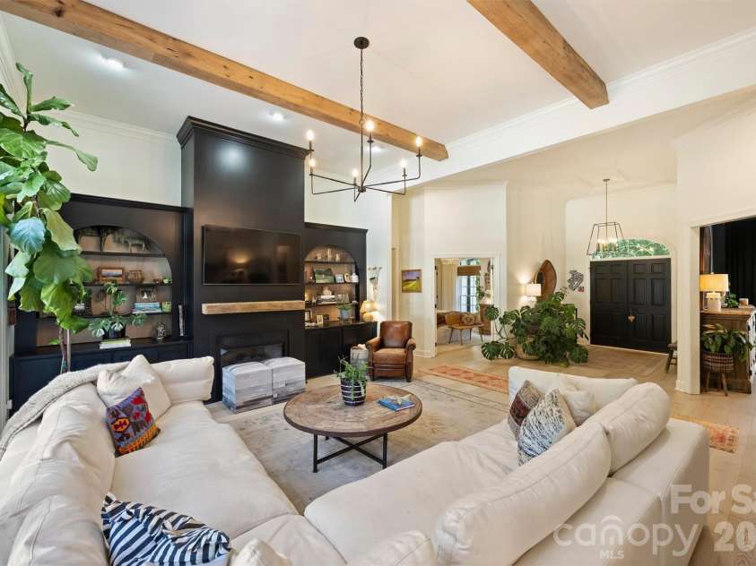 7501 Big Buck Trail, Waxhaw, NC 28173.  MLS# CAR4425295, YatesRealty ID 51709. 