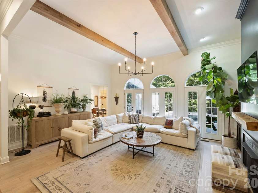 7501 Big Buck Trail, Waxhaw, NC 28173.  MLS# CAR4425295, YatesRealty ID 51709. 