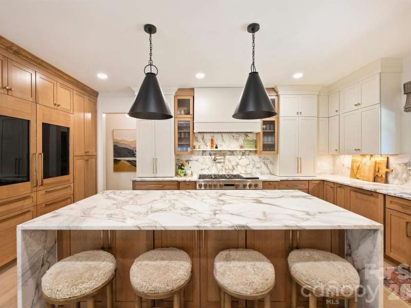 7501 Big Buck Trail, Waxhaw, NC 28173.  MLS# CAR4425295, YatesRealty ID 51709. 