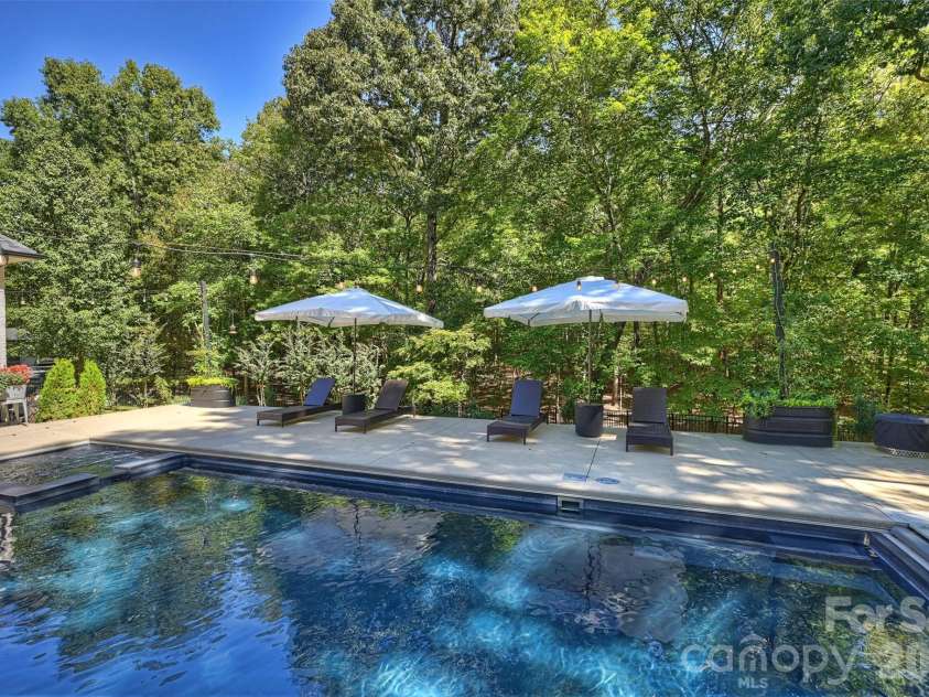 7501 Big Buck Trail, Waxhaw, NC 28173.  MLS# CAR4425295, YatesRealty ID 51709. 