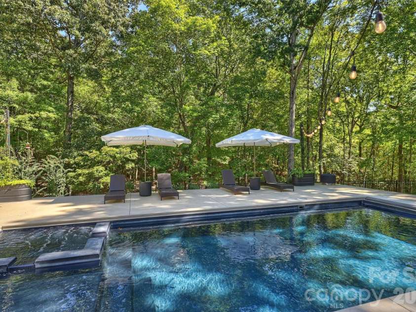 7501 Big Buck Trail, Waxhaw, NC 28173.  MLS# CAR4425295, YatesRealty ID 51709. 