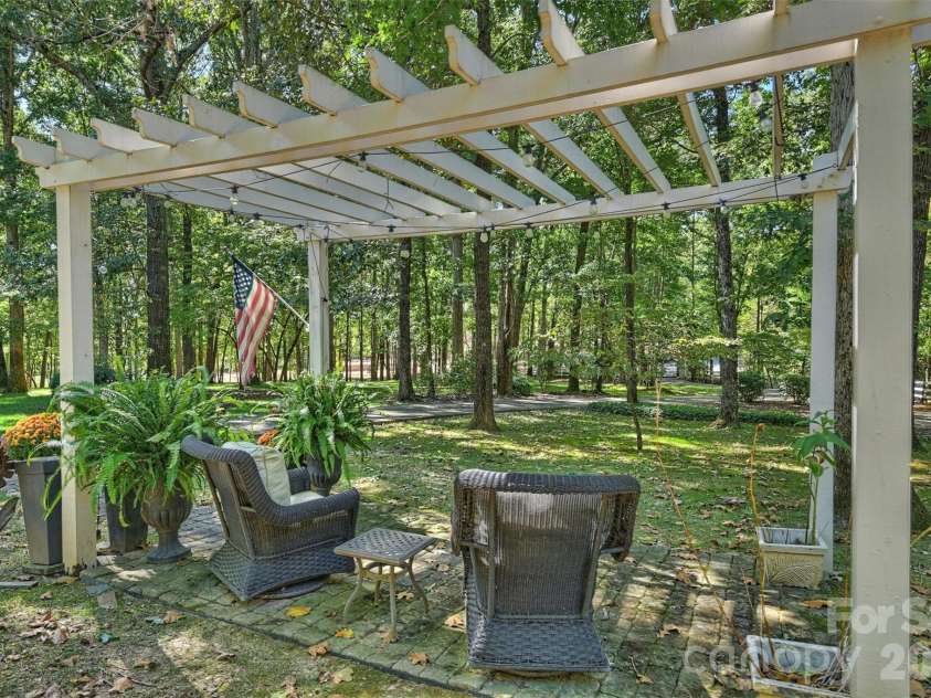 7501 Big Buck Trail, Waxhaw, NC 28173.  MLS# CAR4425295, YatesRealty ID 51709. 