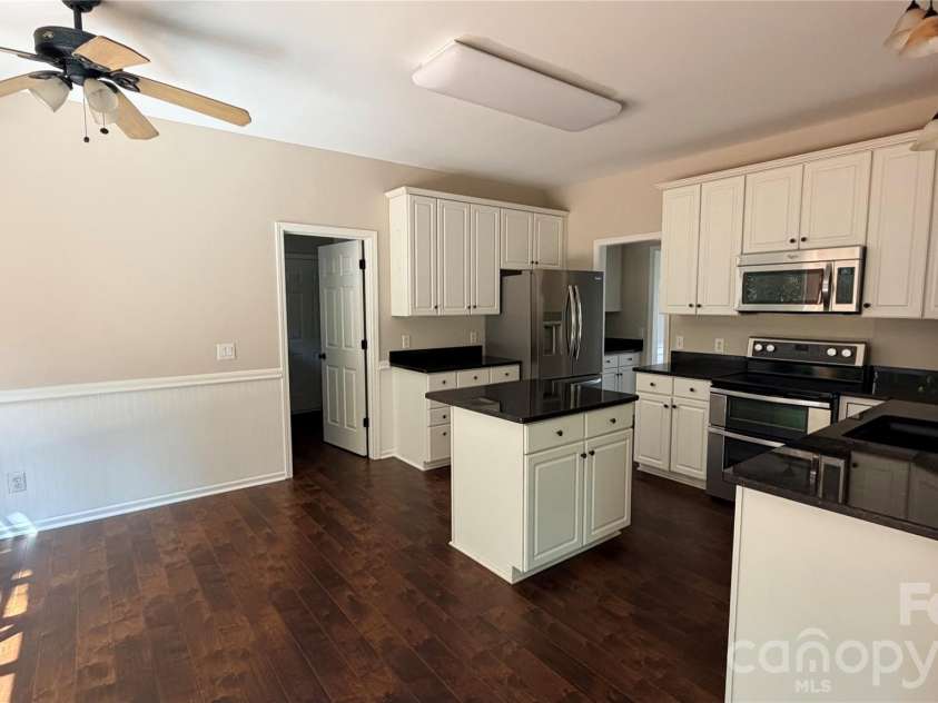 7744 Epping Forest Drive, Huntersville, NC 28078.  MLS# CAR4426201, YatesRealty ID 51710. 