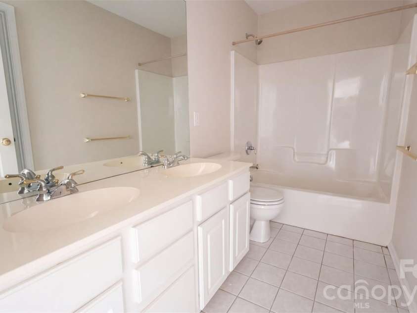 7744 Epping Forest Drive, Huntersville, NC 28078.  MLS# CAR4426201, YatesRealty ID 51710. 