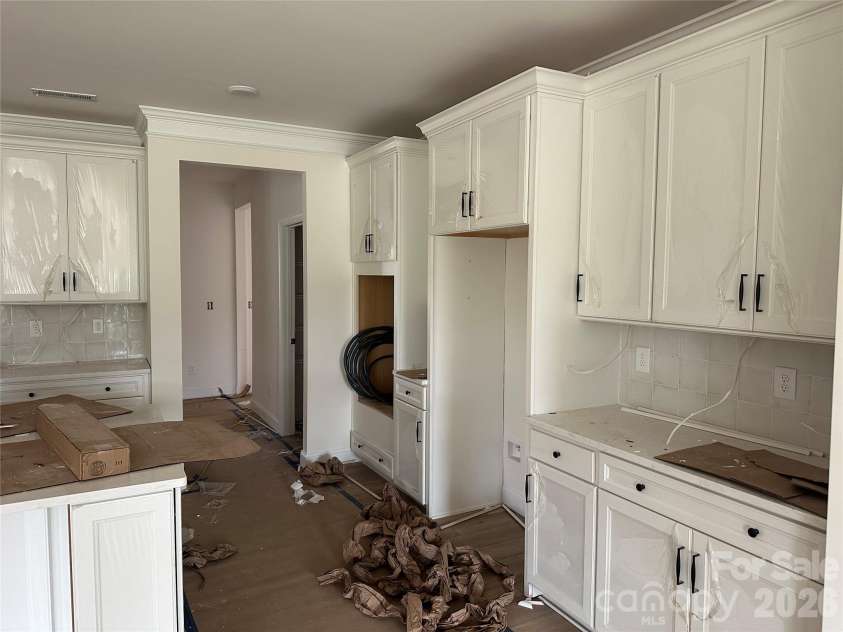 2211 Tabor Road, Sherrills Ford, NC 28673.  MLS# CAR4418148, YatesRealty ID 51711. Kitchen