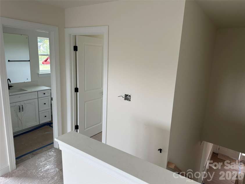 2211 Tabor Road, Sherrills Ford, NC 28673.  MLS# CAR4418148, YatesRealty ID 51711. Loft