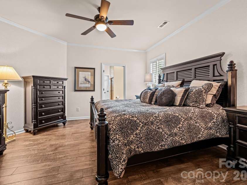 411 Haven Avenue, Fort Mill, SC 29715.  MLS# CAR4425938, YatesRealty ID 51714. Bedroom with ensuite bathroom