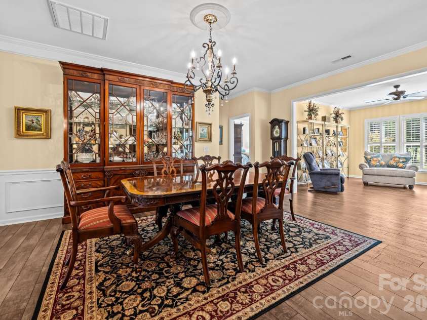411 Haven Avenue, Fort Mill, SC 29715.  MLS# CAR4425938, YatesRealty ID 51714. Open dining room space