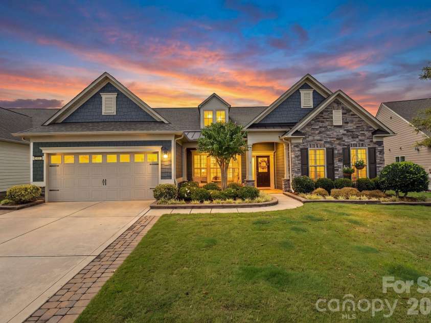 411 Haven Avenue, Fort Mill, SC 29715.  MLS# CAR4425938, YatesRealty ID 51714. Welcome Home