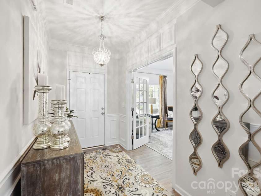 8415 Dumphries Drive, Huntersville, NC 28078.  MLS# CAR4424053, YatesRealty ID 51715. 